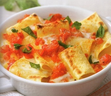 Paccheri στο φούρνο με mozzarella di bufala